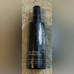 Skindinavia Makeup Finishing Spray Oil Free & Lightweight NWT NIB